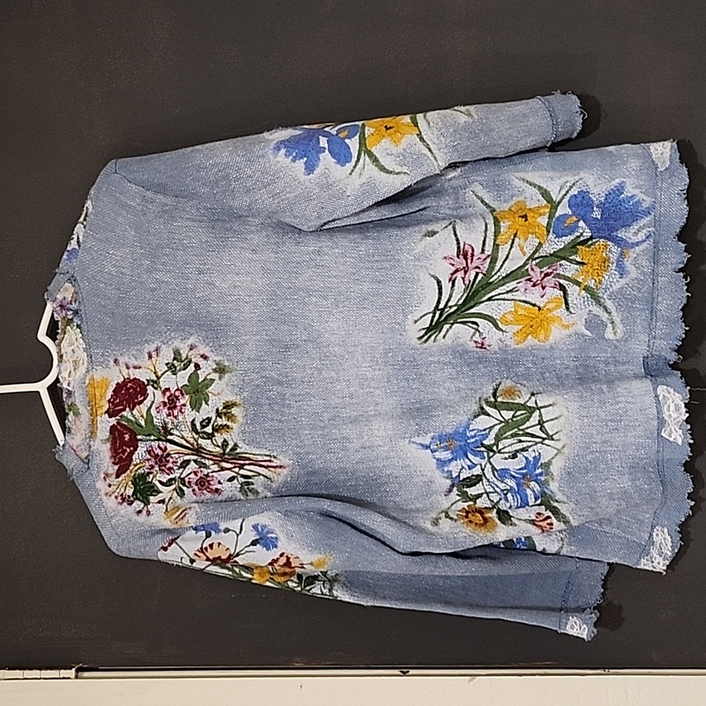 Floral Jacket - Picture 5 of 6